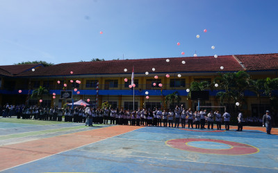 Upacara Peringatan Hari Guru Nasional 2025 : Teguhkan Komitmen 